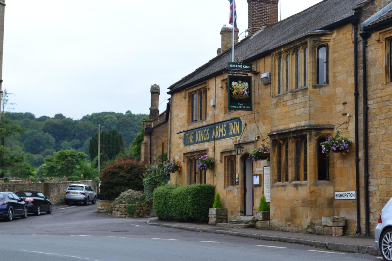 The Kings Arms Inn Montacute Kültér fotó