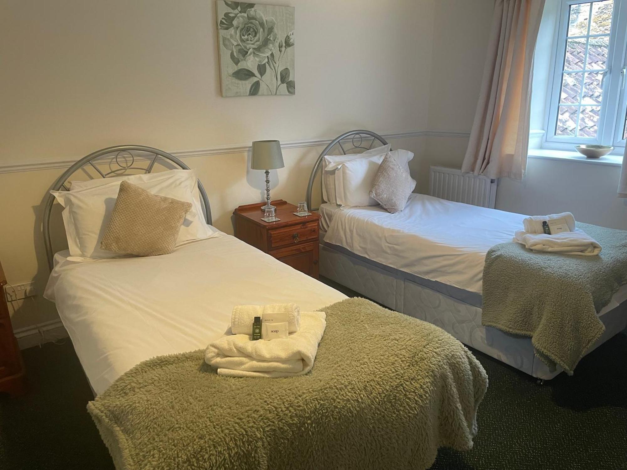 The Kings Arms Inn Montacute Kültér fotó