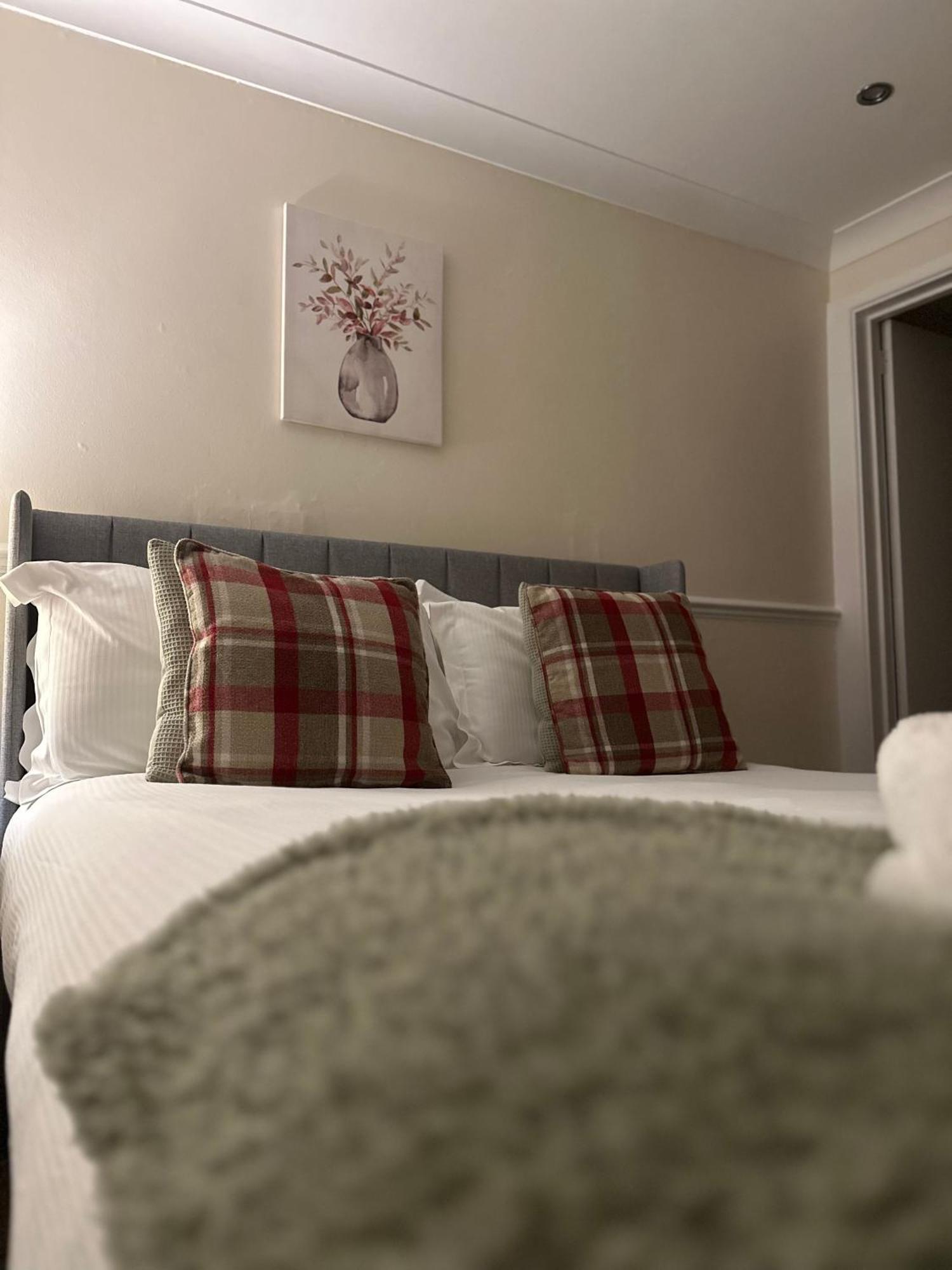 The Kings Arms Inn Montacute Szoba fotó